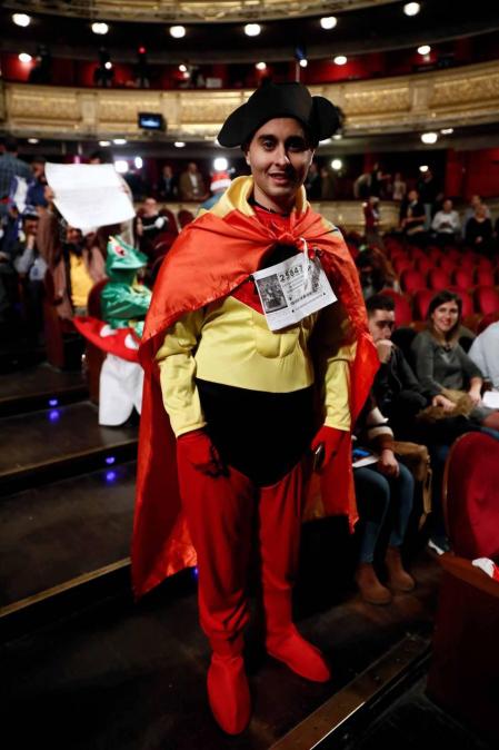 Todas las fotos de los disfraces de los asistentes al sorteo de la Lotería de Navidad 2018