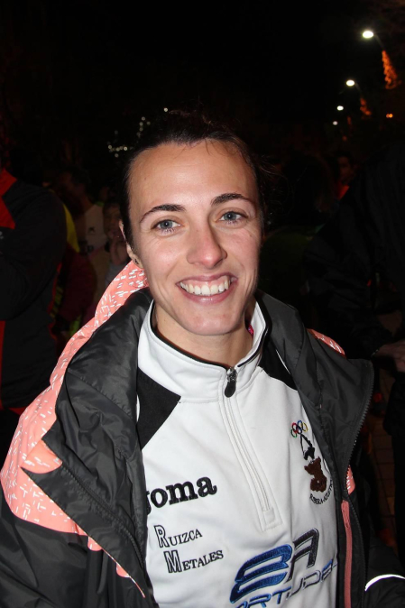 La capital ribera despidió el año haciendo deporte en la tradicional carrera San Silvestre.