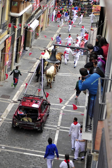 La grabación del filme, que ha arrancado a las 8 horas, ha cortado el tránsito peatonal de varias calles del Casco Viejo hasta las 20 horas