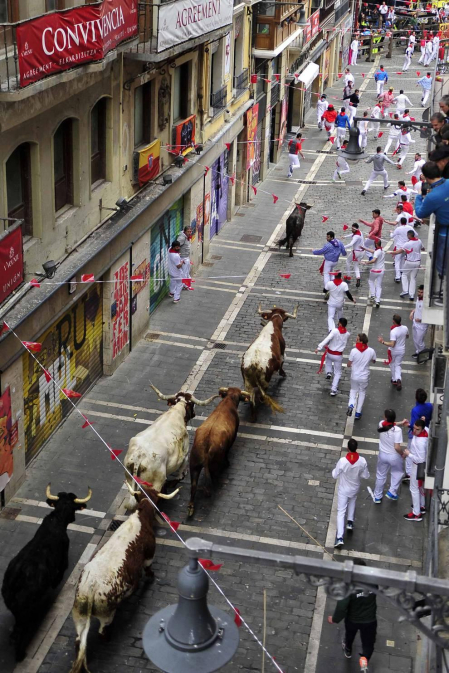 La grabación del filme, que ha arrancado a las 8 horas, ha cortado el tránsito peatonal de varias calles del Casco Viejo hasta las 20 horas