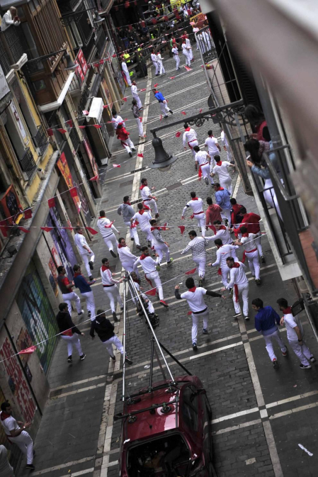 La grabación del filme, que ha arrancado a las 8 horas, ha cortado el tránsito peatonal de varias calles del Casco Viejo hasta las 20 horas