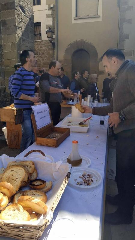 Imagenes del VI Día de la Tostada en Lumbier