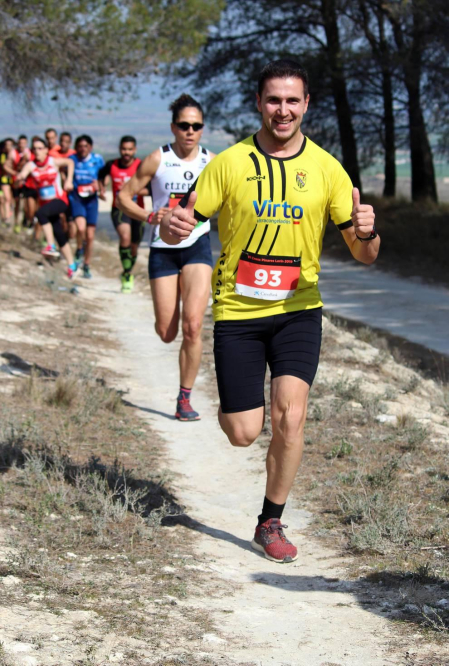 Participantes en la VI edición de la carrera celebrada este domingo 31 de marzo.