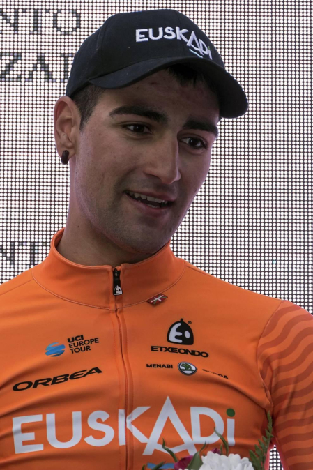 El francés Jonathan Hivert, del equipo Direct Energie, ganó el XXI Gran Premio Induráin, disputado en Navarra con un recorrido de 193 kilómetros, con salida y llegada en Estella.