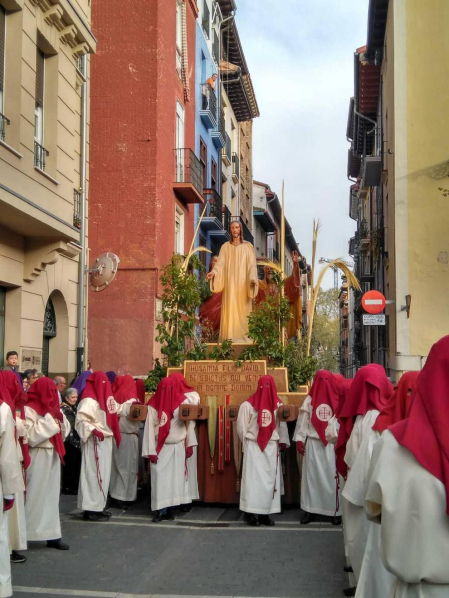 Imagen del paso 'Entrada en Jerusalén', primero en salir en el desfile.