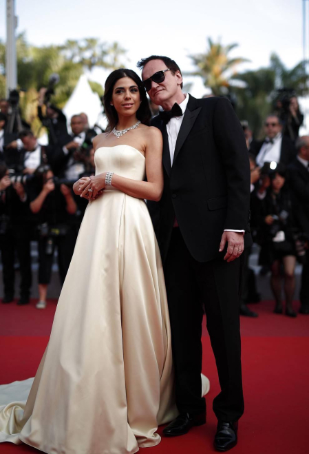 Antonio Banderas ha recibido el premio a mejor actor por su papel en 'Dolor y gloria'. La Palma de Oro ha sido para Bong Joon-ho por 'Parasite'