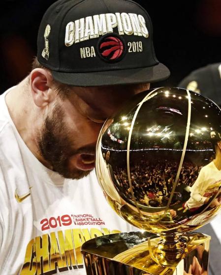 Marc Gasol, Ibaka y Scariolo conquistan el anillo de la NBA con Toronto Raptors