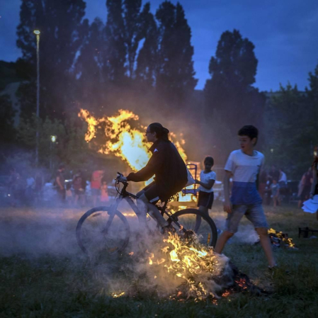 Los navarros celebraron la noche del 23 al 24 de junio, la considerada más corta del año, la tradicional fiesta con las hogueras.
