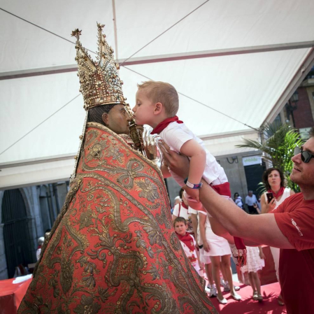 Fotos de la ofrenda floral infantil de los Sanfermines 2019