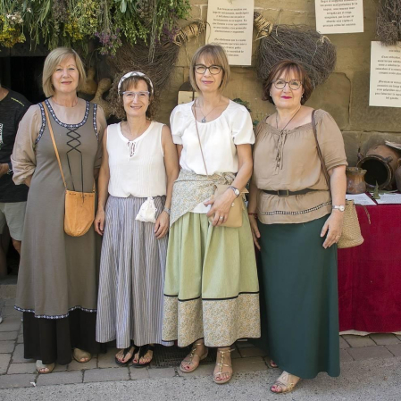 Un año más Bargota ha regresado al pasado, al siglo XVII, para revivir las leyendas alrededor de la brujería que guarda la memoria de esta localidad, con el brujo Johanes como principal protagonista. Una semana de celebración que, entre el 12 y el 17 de julio, ha transformado tanto las calles de este pueblo como a sus habitantes.