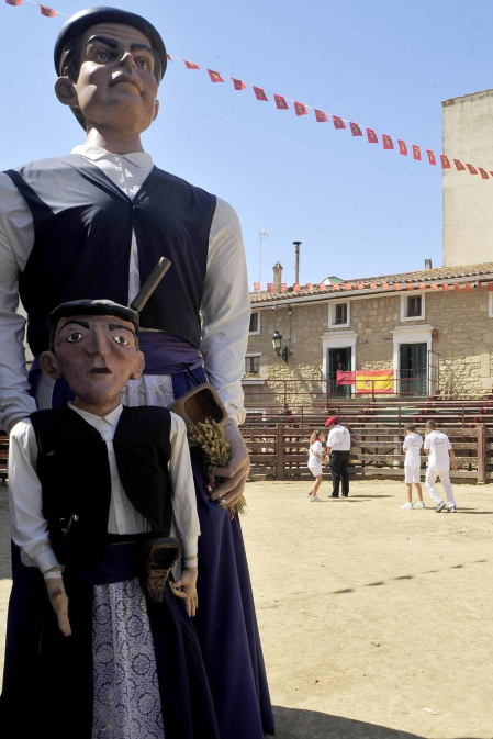 Todas las fotos del día de Navarra de fiestas de Carcastillo 2019