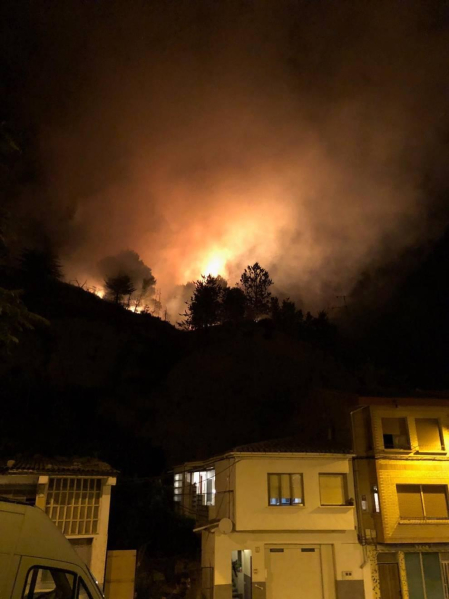 Imágenes del incendio en Funes