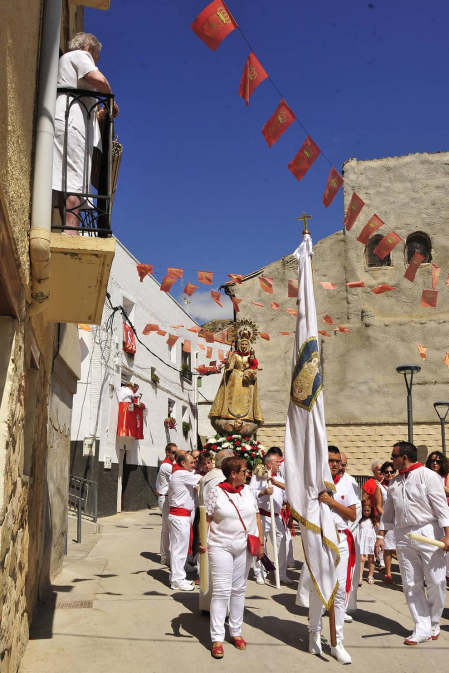 Todas las fotos de la procesión de la Virgen de fiesats de Falces 2019