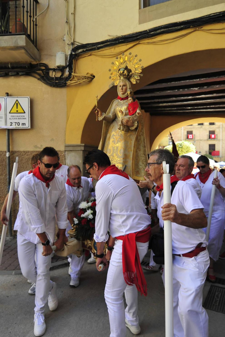 Todas las fotos de la procesión de la Virgen de fiesats de Falces 2019