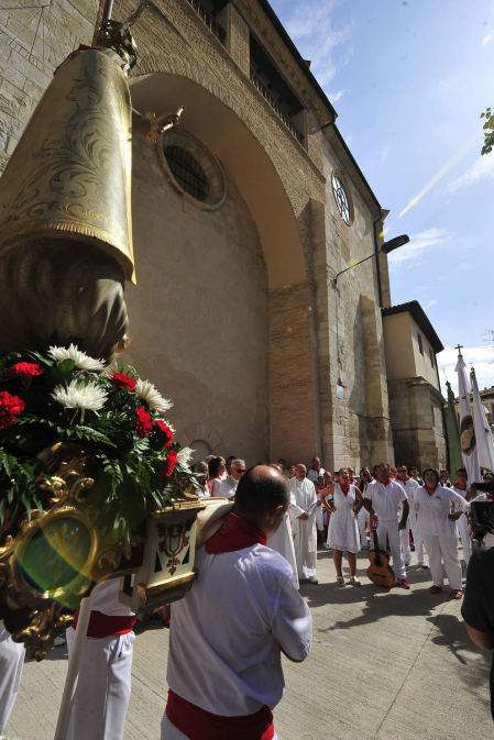 Todas las fotos de la procesión de la Virgen de fiesats de Falces 2019