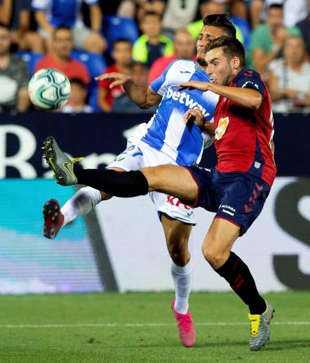 Victoria de Osasuna que sabe a gloria en Butarque en un partido duro, tosco, plagado de interrupciones, pero que se salda de la mejor manera para los rojillos.