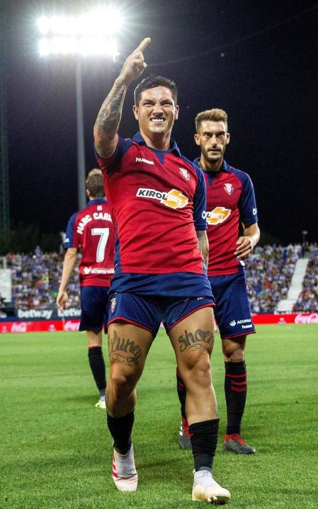 Victoria de Osasuna que sabe a gloria en Butarque en un partido duro, tosco, plagado de interrupciones, pero que se salda de la mejor manera para los rojillos.