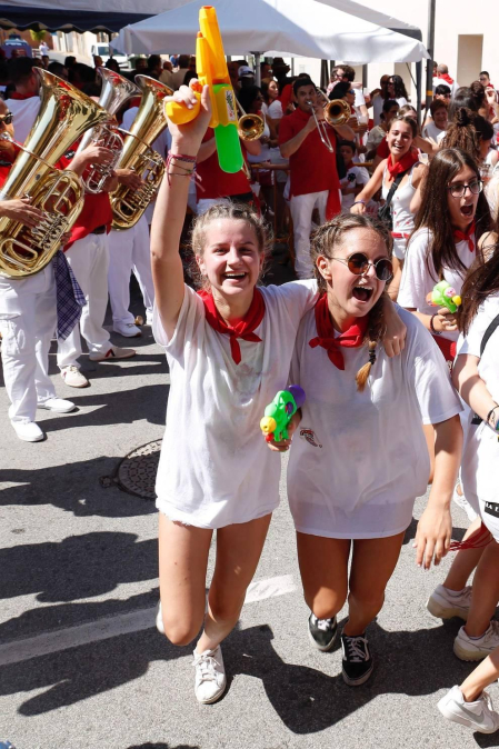 Todas las fotos del cohete de Fiestas de Ribaforada 2019 en honor a San Bartolomé en el Diario de Navarra