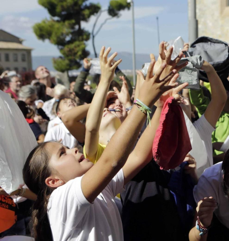 Fotos del inicio de las fiestas de San Fermín Txikito este viernes en Pamplona