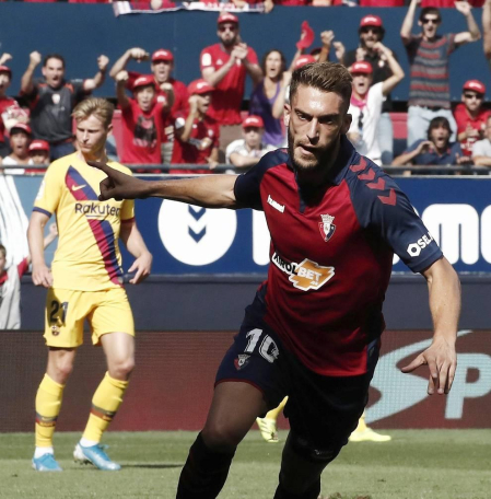 Roberto Torres celebra el 1-0.