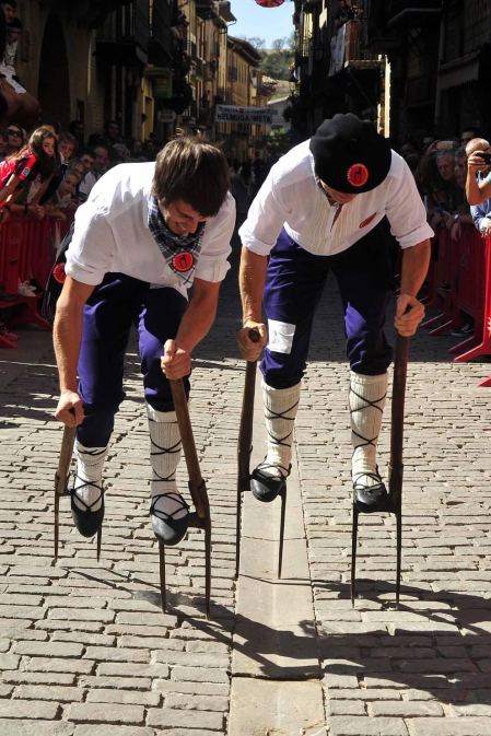 Fotos de la XXVI Carrera de Layas celebrada en Puente la Reina