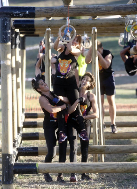 Medio millar de 'gladiadores' participaron este sábado en el Gladiators Day y superaron una treintena de obstáculos en 7 kilómetros por el campus de la Universidad de Navarra