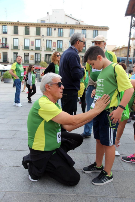 Todas las fotos de la  IV Marcha contra el Cáncer de la Ribera celebrada este domingo en la capital ribera