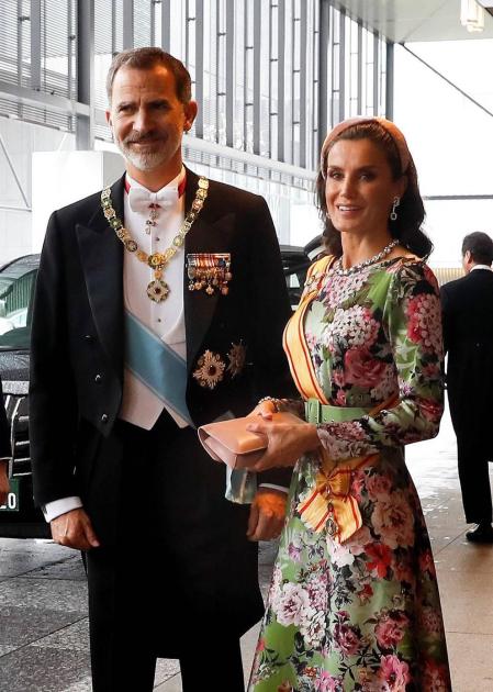 Los Reyes de España, junto a  2.000 invitados con representantes de las diversas monarquías europeas, asistieron a la ceremonia celebrada en el Palacio Imperial de Tokio este martes, 22 de octubre.