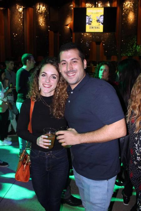 El Zentral recibió a un invitado de excepción el pasado domingo 20 de octubre, el monologuista Enrique San Francisco. Los espectadores se reunieron en la sala para disfrutar de 'La Penúltima', una obra en la que el cómico presenta desde su particular punto de vista, el día a día.