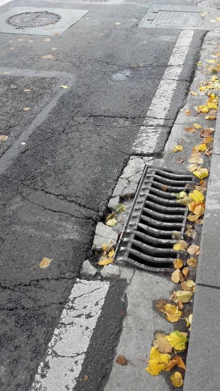 Fotos de los socavones que se pueden encontrar y que ponen en alerta a los ciclistas