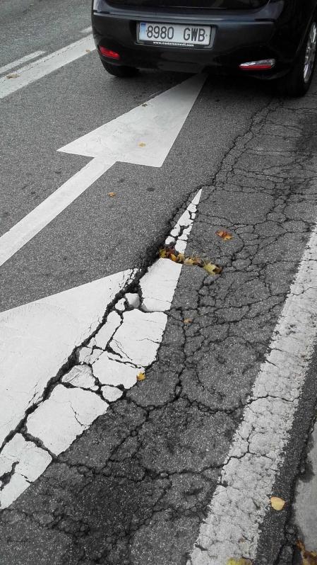 Fotos de los socavones que se pueden encontrar y que ponen en alerta a los ciclistas