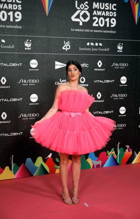 Rosalía, los Jonas Brothers, Leiva, Nicky Jam, Billie Eilis, Aitana, Becky G, Beret, Don Patricio o Ava Max, pusieron en pie a un público de casi 15.000 personas que asistieron a la gala de los premios '40 Music Awards' celebrada en el Wizink Center de Madrid.
