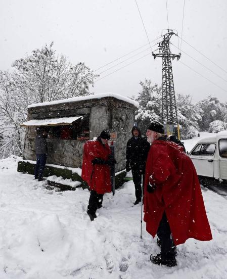 La nieve ha vuelto a Navarra en las últimas horas. La cota subirá en las próximas horas hasta los 1.200/1.000 metros.
