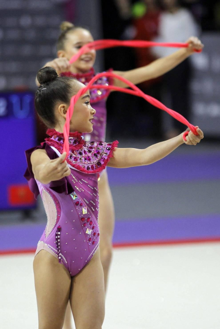 El campeonato de España de Gimnasia Rítmica congrega a 15.000 personas en Pamplona.