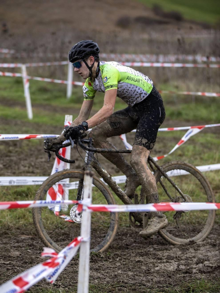 Participantes en la prueba disputada este sábado, 21 de diciembre, en el circuito de Lezkairu.