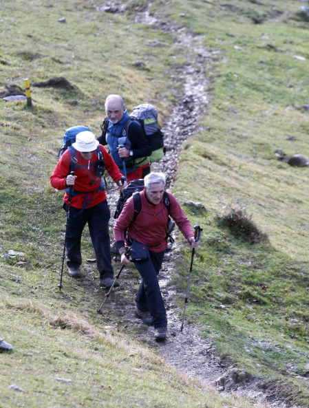 Fotos del Mendigoizaleen Eguna: resumen gráfico de la despedida del año de los montañeros en San Miguel de Aralar.