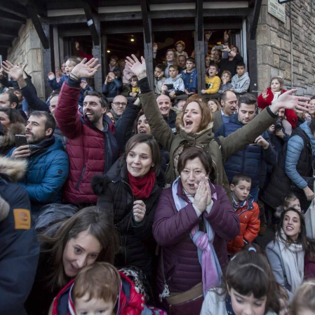 Imágenes de la cabalgata de Reyes de Pamplona
