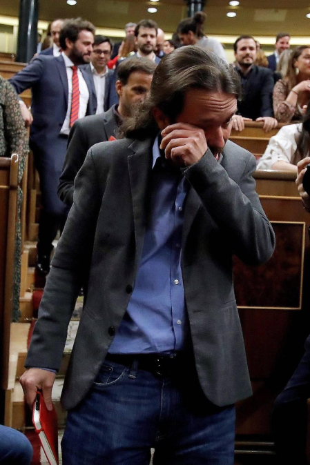 Pedro Sánchez, investido presidente del Gobierno tras la votación más ajustada desde la Transición