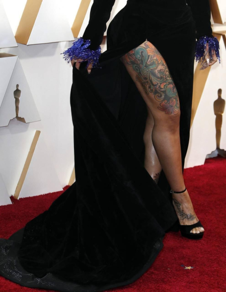 Repaso de los vestidos y diseños que lucieron los artistas en la alfombra roja antes de la entrega de los Premios Oscar