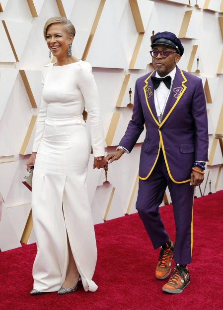 Repaso de los vestidos y diseños que lucieron los artistas en la alfombra roja antes de la entrega de los Premios Oscar