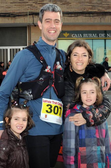 Carcastillo acogió el 16 de febrero la disputa del II Larrate Trail, prueba que en esta ocasión sirvió para decidir los campeones navarros de esta modalidad. Se organizaron dos recorridos en torno al Llano de Larrate, La Rabosera y la zona de Puyalato. El valedero para el título fue el de 21 km, pero también se pudo participar en otro de 10 km.