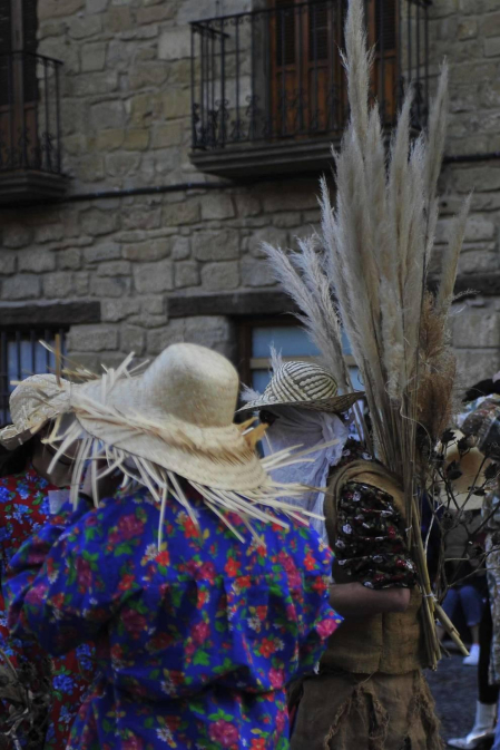 Galería de fotos del Carnaval celebrado el sábado 22 de febrero en Olite