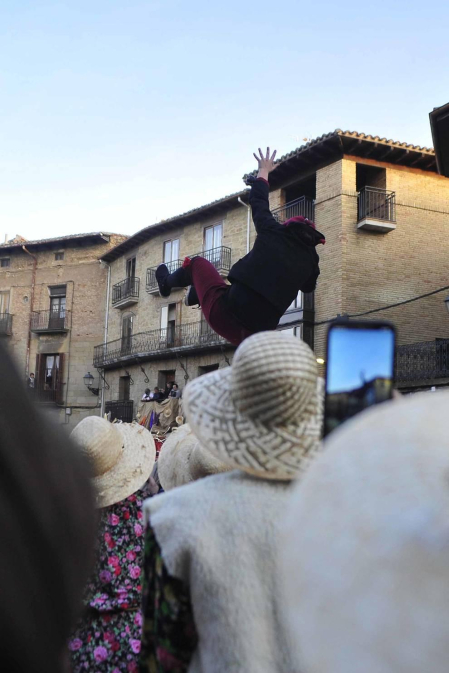 Galería de fotos del Carnaval celebrado el sábado 22 de febrero en Olite