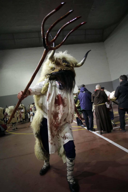 Fotos de la celebración del Carnaval rural en Alsasua este 25 de febrero, con los momotxorros como protagonistas.