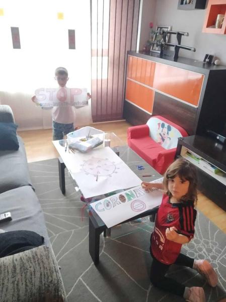 Imágenes enviadas por los lectores donde muestran cómo pasan el aislamiento en casa por el coronavirus.