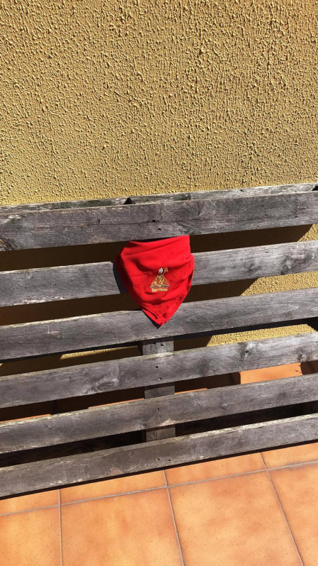 El pañuelo de San Fermín este sábado en todas las ventanas de Navarra. Esa es la idea con la que la capilla de San Fermín hace un llamamiento con motivo del cuarto peldaño de la escalera, este 4 de abril,