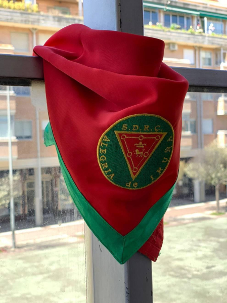 El pañuelo de San Fermín este sábado en todas las ventanas de Navarra. Esa es la idea con la que la capilla de San Fermín hace un llamamiento con motivo del cuarto peldaño de la escalera, este 4 de abril,