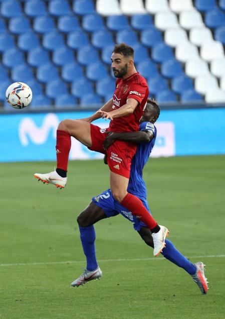 Fotos del partido Getafe-Osasuna en el Coliseum Alfonso Pérez.