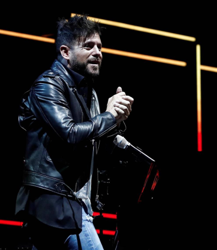 Imágenes de Pablo López en el pabellón Navarra Arena de Pamplona.