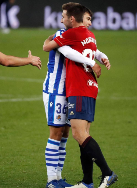 Imágenes del partido entre la Real Sociedad y Osasuna en el Reale Arena de San Sebastián.